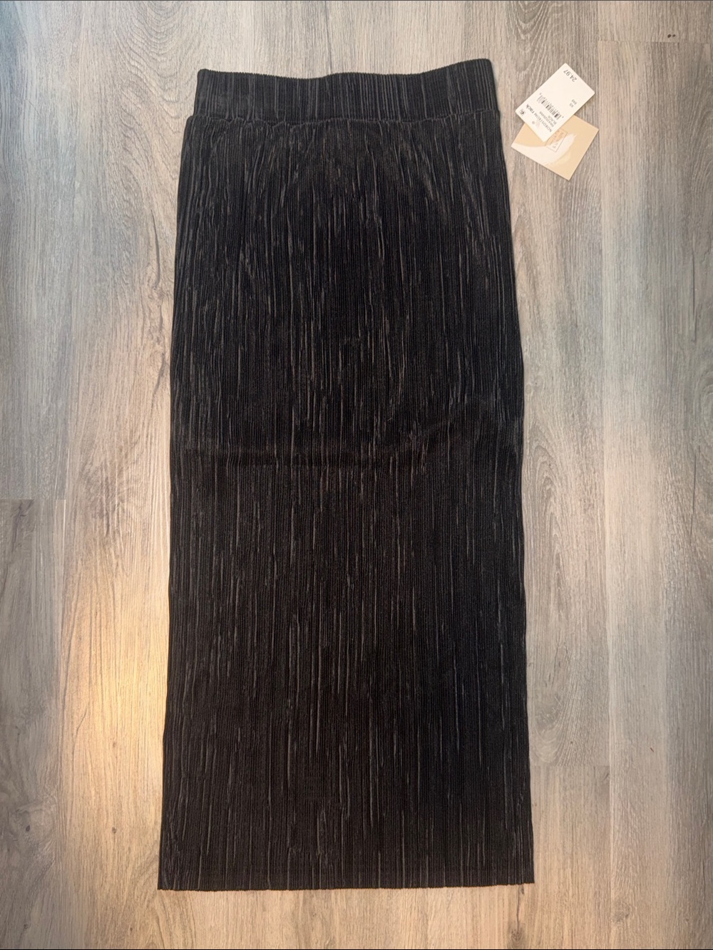 14th & Union Black Pleated Maxi Skirt
